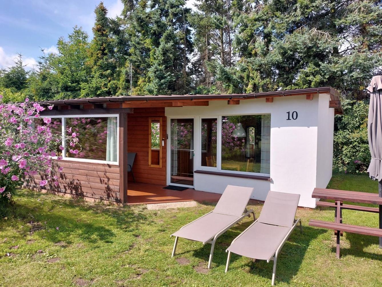 Domki Letniskowe Pod Orzechem Dziwnowek-Wrzosowo Wrzosowo  Exterior photo